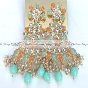 A pair of Earrings - Mint & Orange