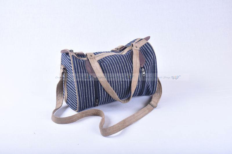 Stripe Small Travel Bag - Image 2
