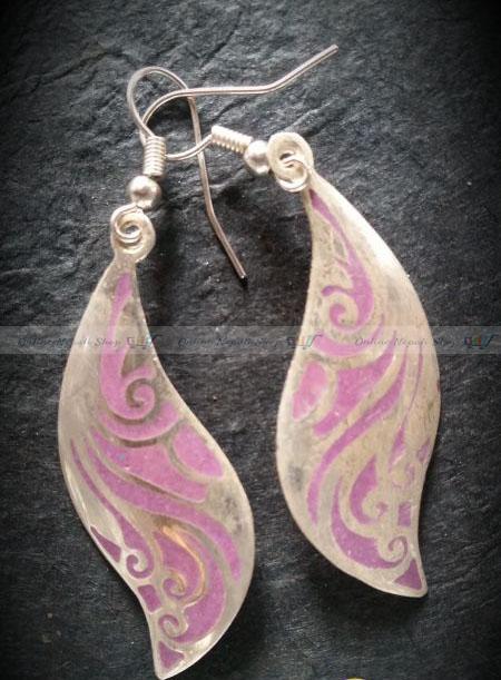White Metal Curved Earring