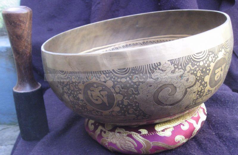 9.5 inch Vibrating Sound Tibetan Singing Bowl