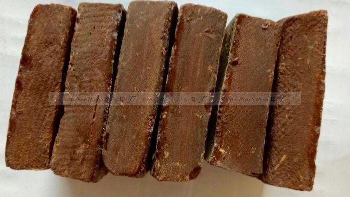 Double Filtered Desi Kattha Biscuits.